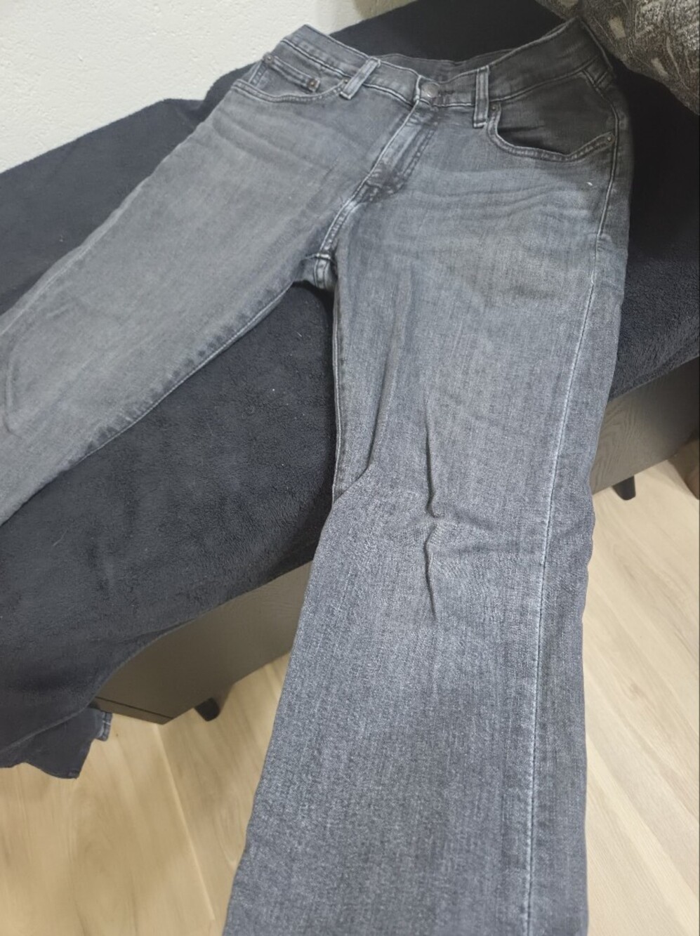 Classic Men's Dark Blue/Grey Levi's 512 31x32